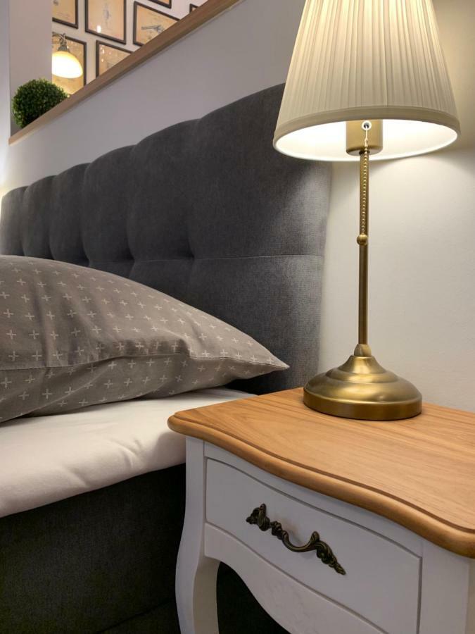 에게르 Frank Apartman Deluxe 빌라 외부 사진